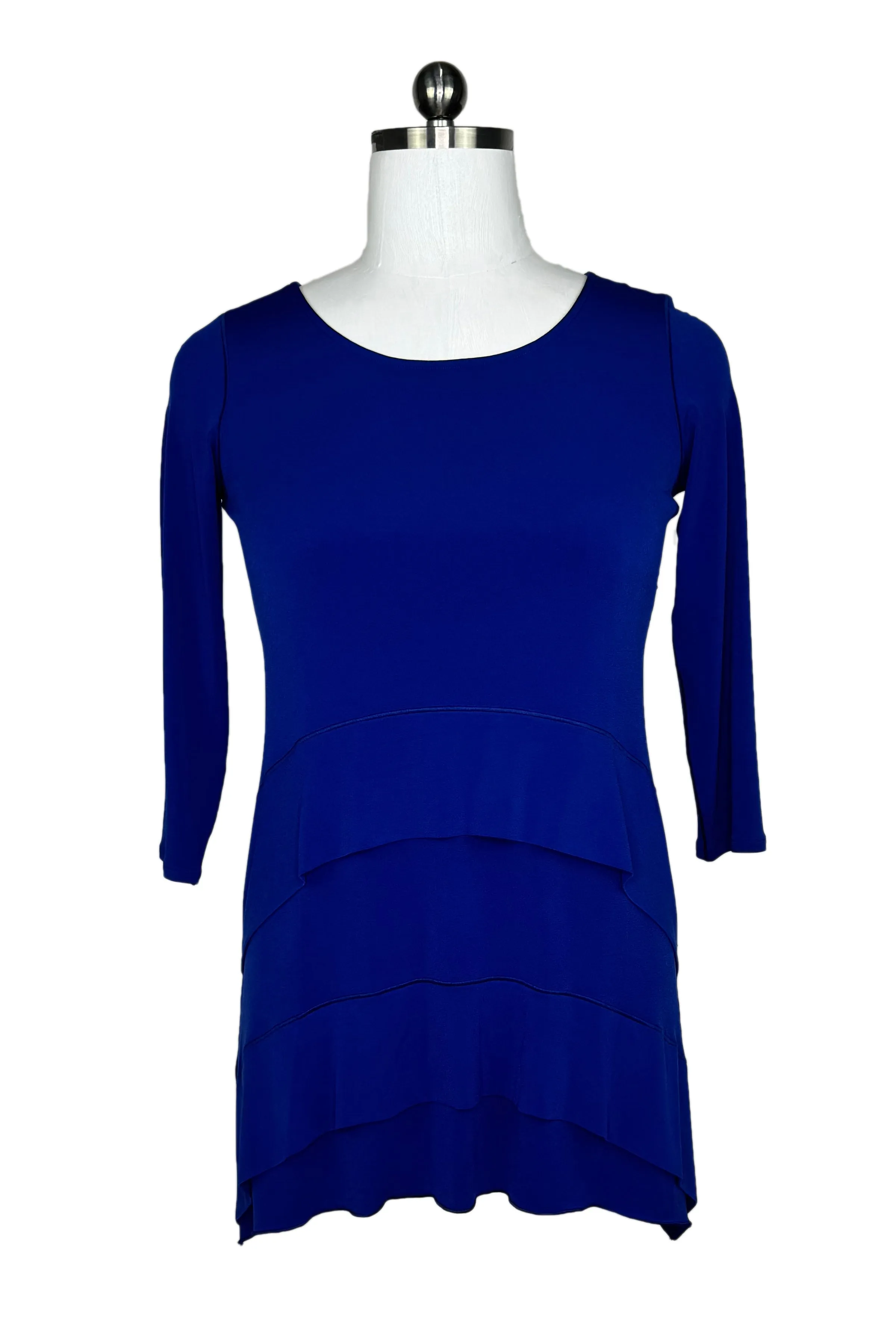 3/4 sleeve ruffle detail tunic