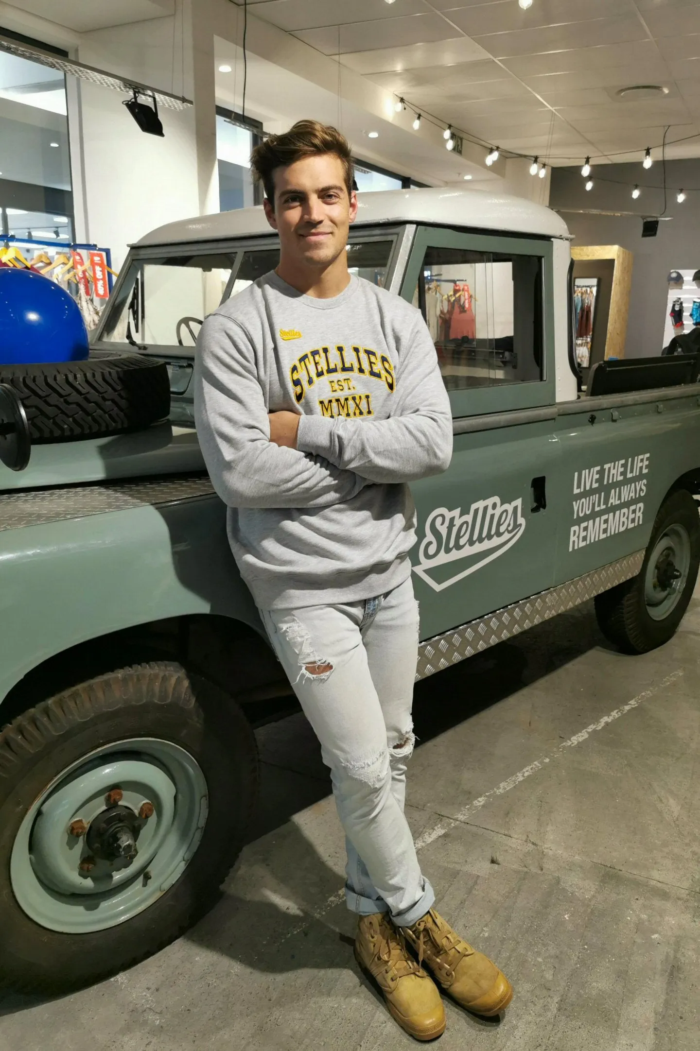 Champion's Pullover