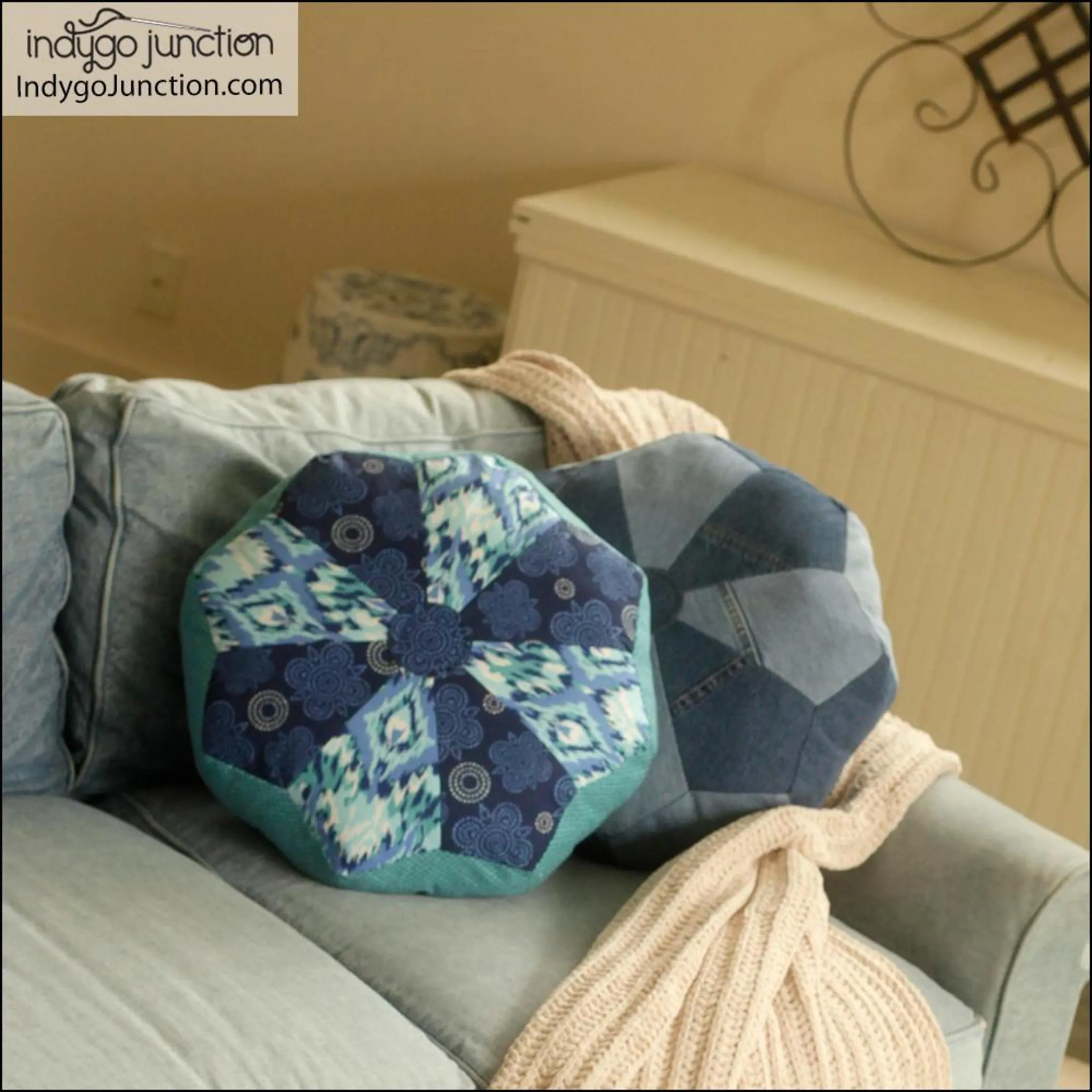 Dresden Pouf & Pillow Pattern, Free PDF Download