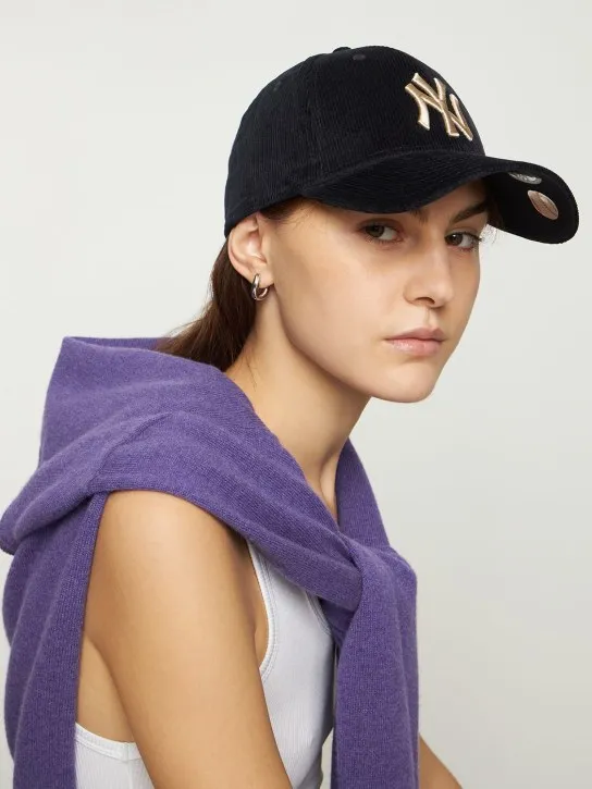 New Era   39Thirty NY corduroy cap 